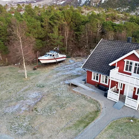 12 Person In Vevelstad, Cleaning Included *